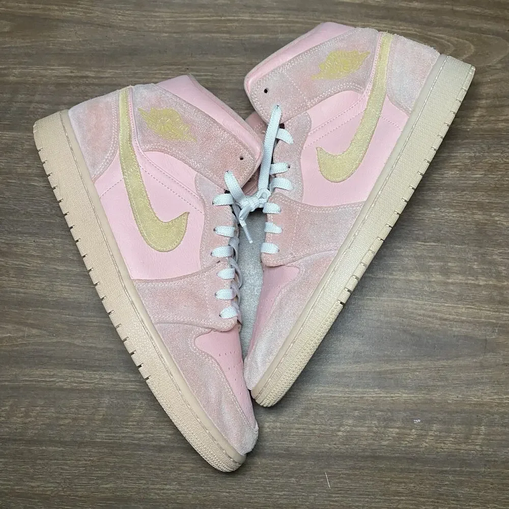 Mens Air Jordan 1 Mid Coral Gold White Size 11.5 Athletic Sneaker (852542-600)
